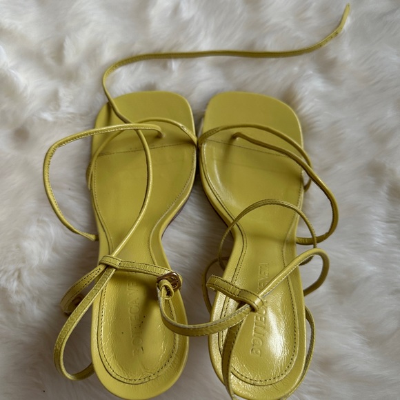 Barely There Strappy Sandals by Bottega Veneta - Picture 7 of 12